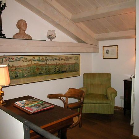 Appartamento Accademia San Vio Venetië Buitenkant foto